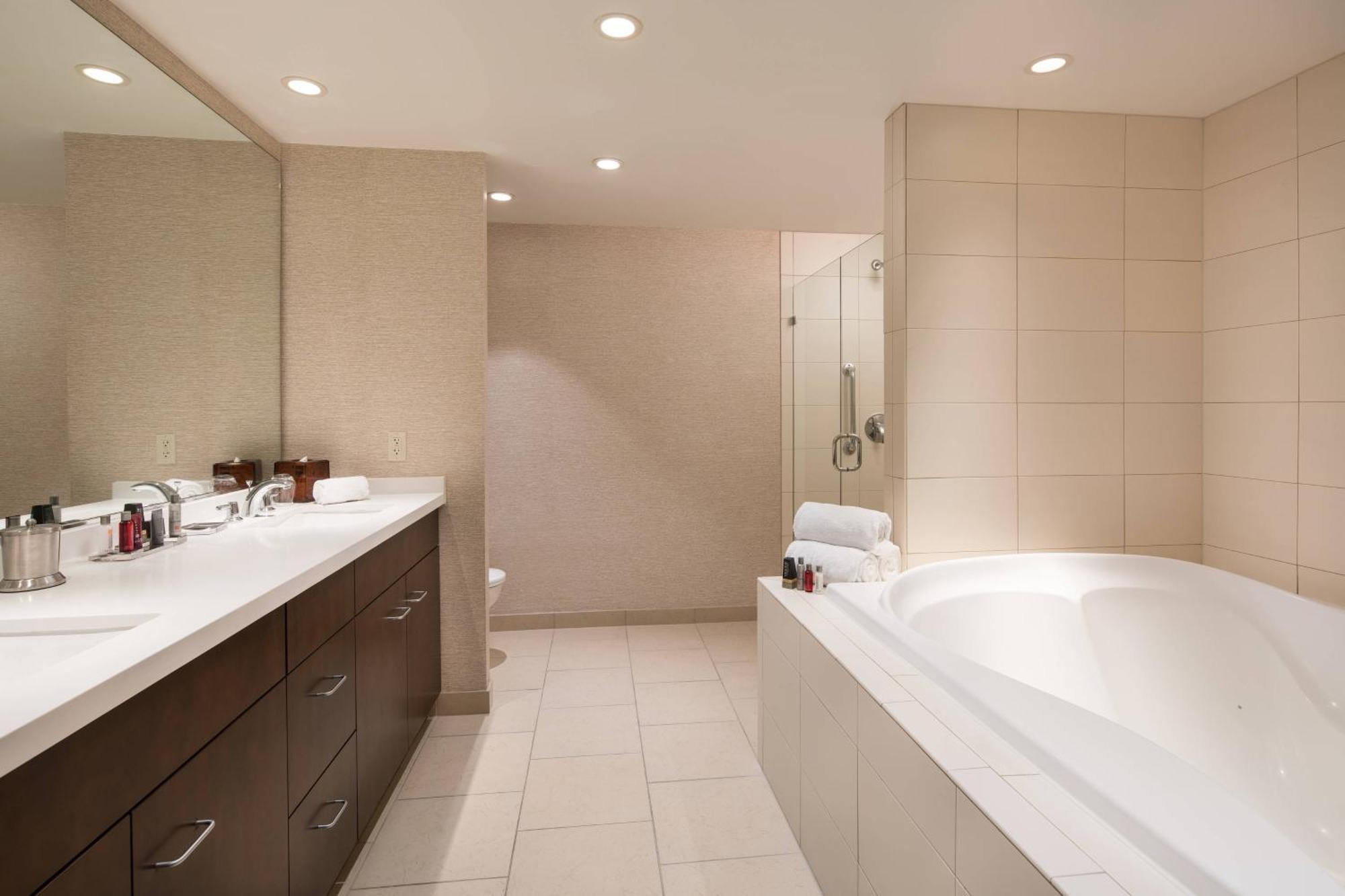 Chicago Marriott Naperville Ngoại thất bức ảnh